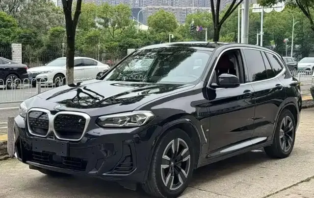 BMW IX3 2023