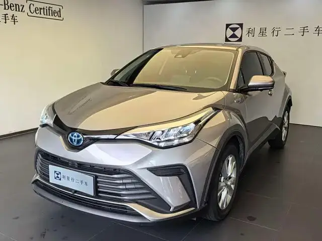 TOYOTA IZOA HYBRID 2 2022