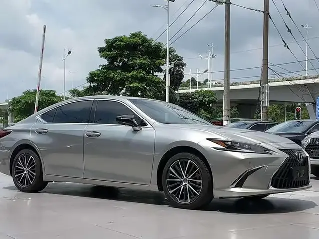 LEXUS ES PREMIUM 2022