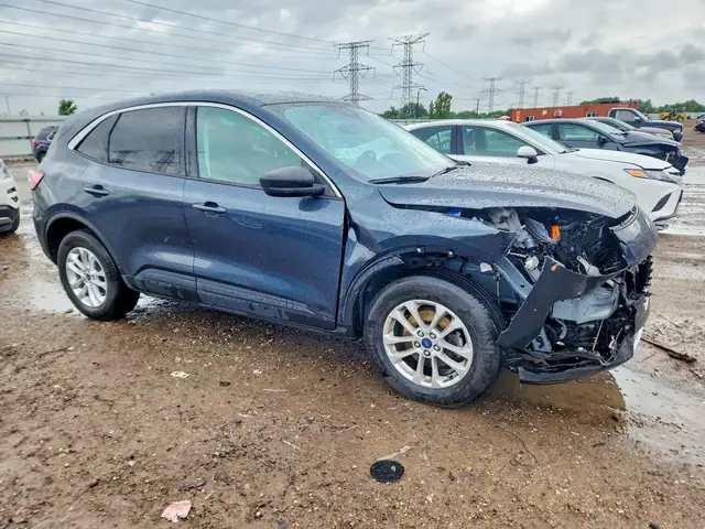 FORD ESCAPE SE 2022