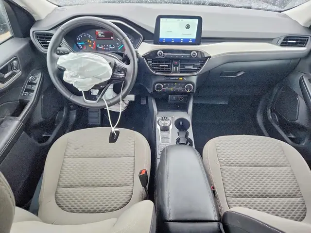 FORD ESCAPE SE 2022