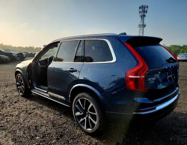 VOLVO XC90 PLUS 2023