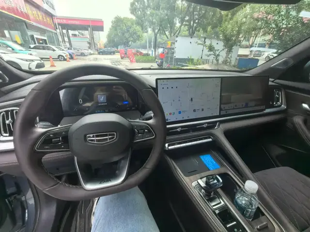 GEELY XINGYUE L 2026