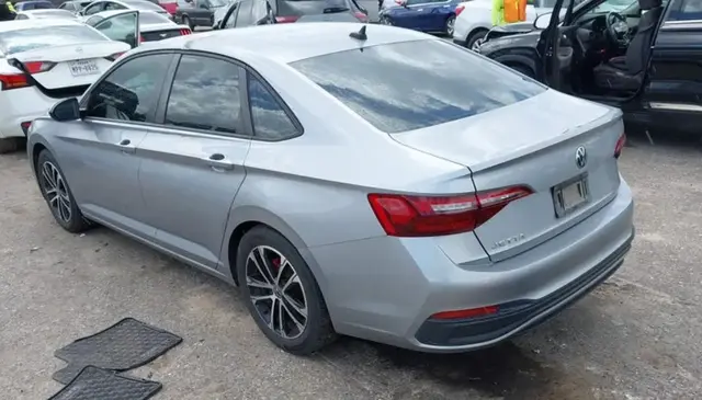 VOLKSWAGEN JETTA 2022