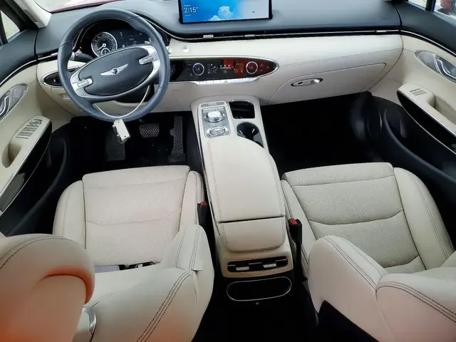 GENESIS GV70 2024
