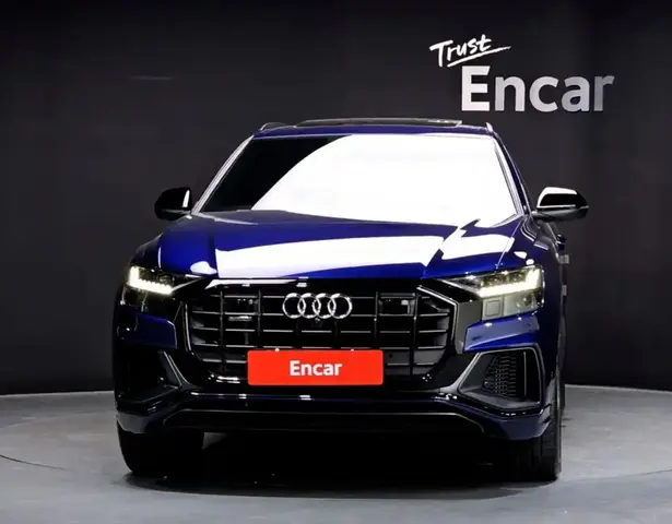 AUDI Q8 PREMIUM 2022