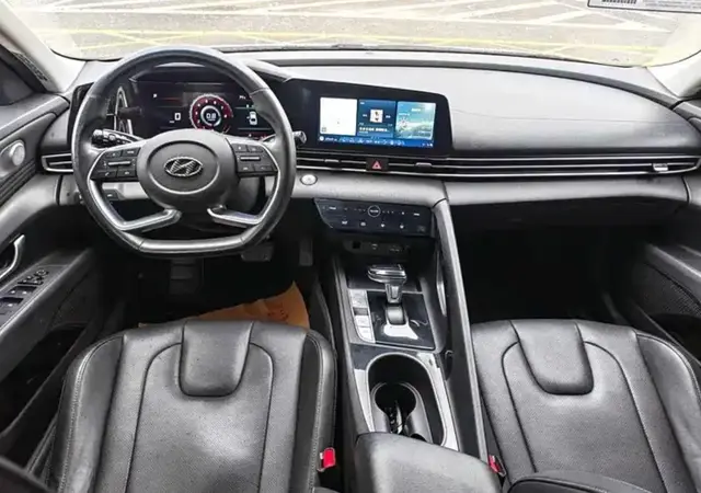 HYUNDAI ELANTRA ELITE 2021