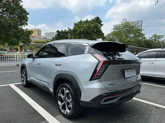 GEELY BOYUE L PREMIUM 2023