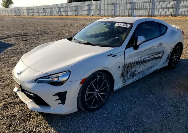 TOYOTA 86 BASE 2017