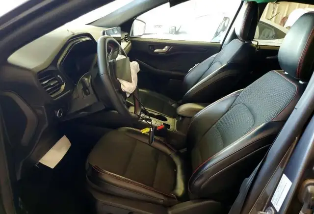 FORD ESCAPE ST LINE 2024