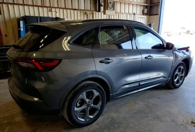 FORD ESCAPE ST LINE 2024