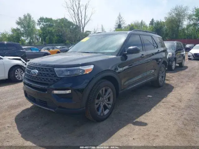 FORD EXPLORER XLT 2022