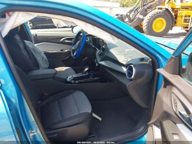 CHEVROLET TRAX LT 2025