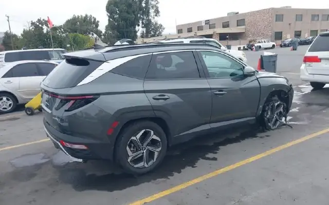 HYUNDAI TUCSON LIMITED 2023