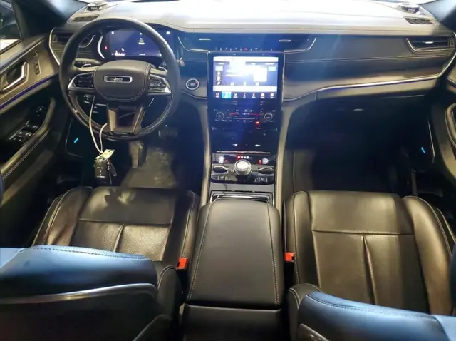 JEEP GRAND CHEROKEE OVERLAND 2022