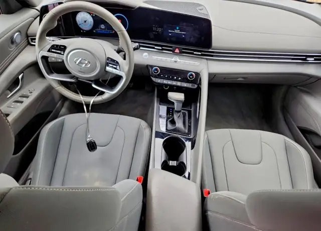 HYUNDAI ELANTRA SEL 2023