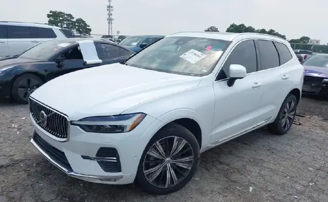 VOLVO XC60 B5 PLUS BRIGHT 2023