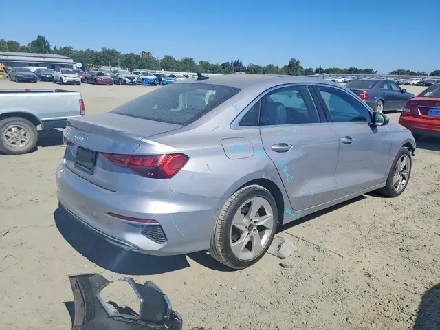 AUDI A3 11/2023 A3 PREMIUM 11/2023 2023