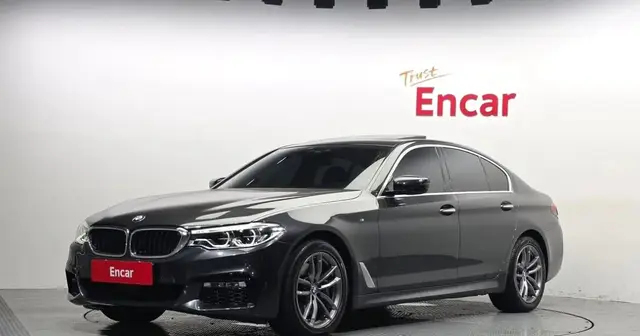BMW 5 SERIES ПРОЕКЦИОННЫЙ ДИСПЛЕЙ (HUD) ЛЮК ДОВОДЧИКИ ДВЕРЕЙ КОНТУРНАЯ ПОДСВЕТКА СИДЕНЬЯ С ПАМЯТЬЮ И ПОДОГРЕВОМ Ц 2017