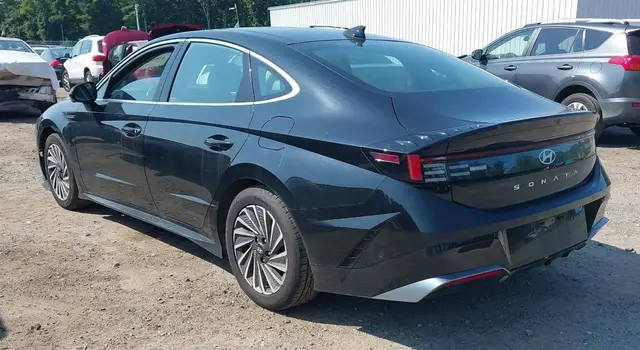 HYUNDAI SONATA 2.0 GDI HYBRID 192 Л.С 2024