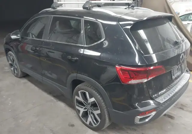 VOLKSWAGEN TAOS SEL 2022