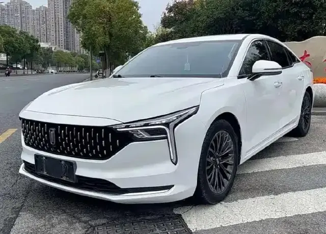 BESTUNE B70 АВТОМАТИЧЕСКАЯ ПАРКОВКА 2023