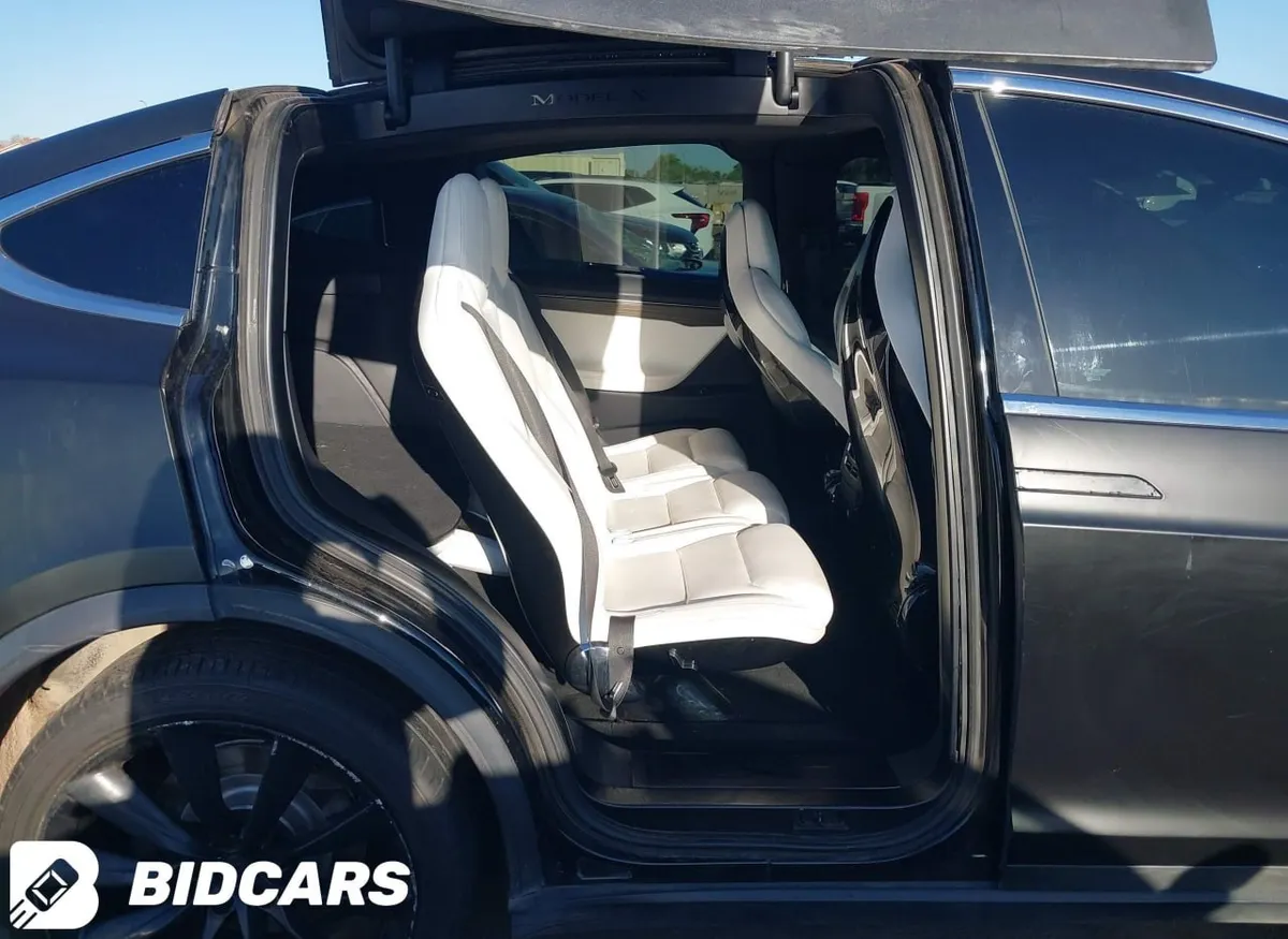 TESLA MODEL X 2016