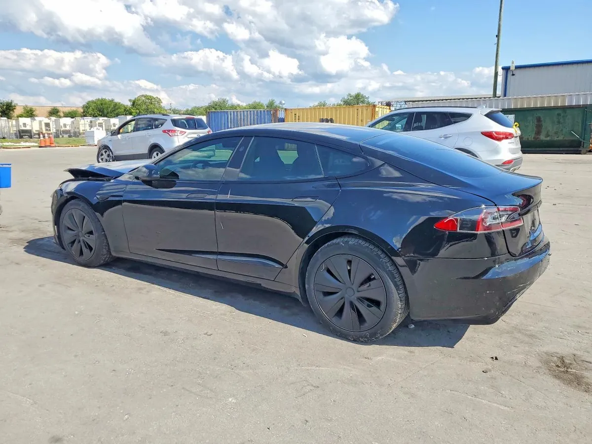TESLA MODEL S 2021