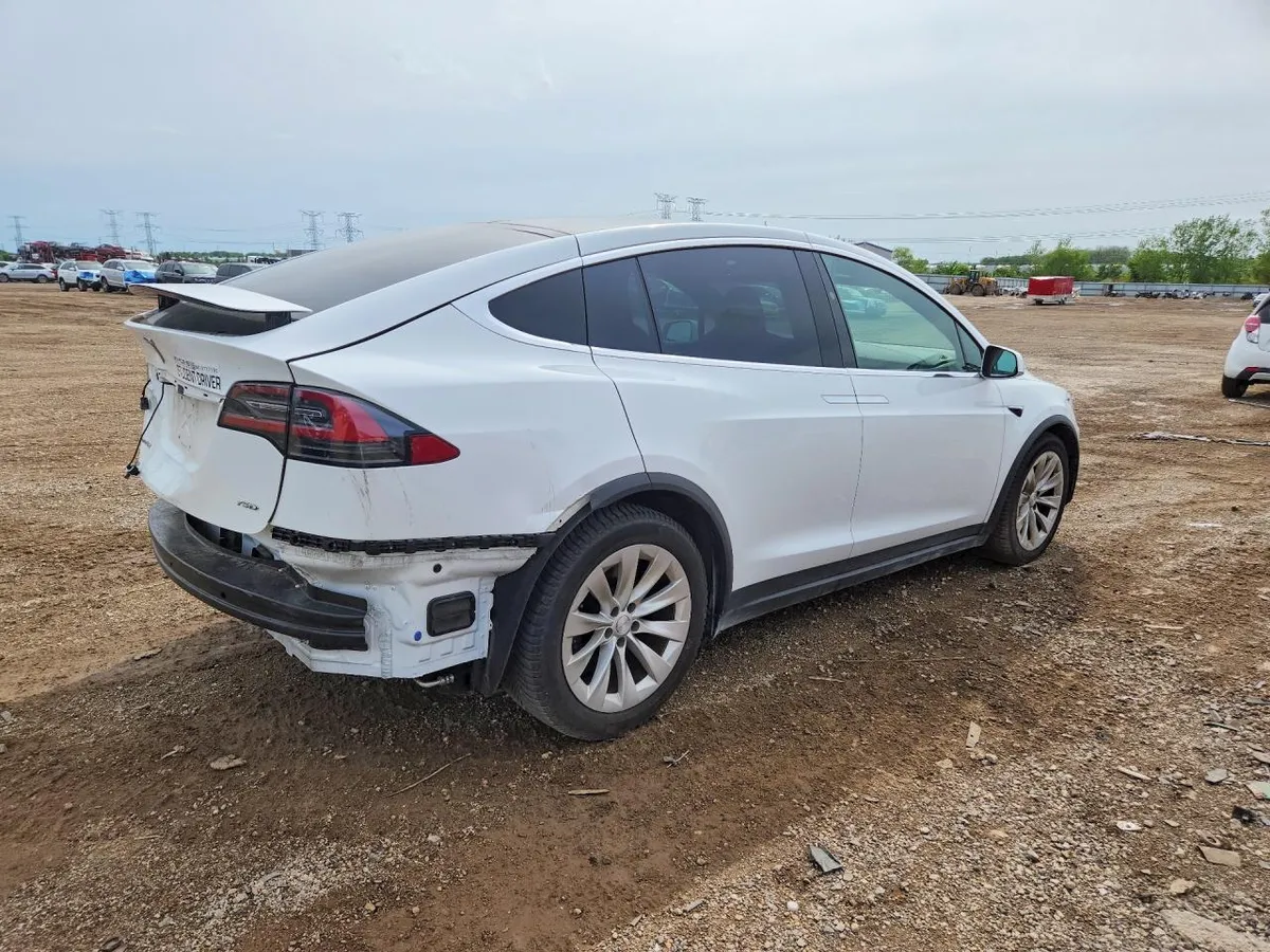 TESLA MODEL X 2018