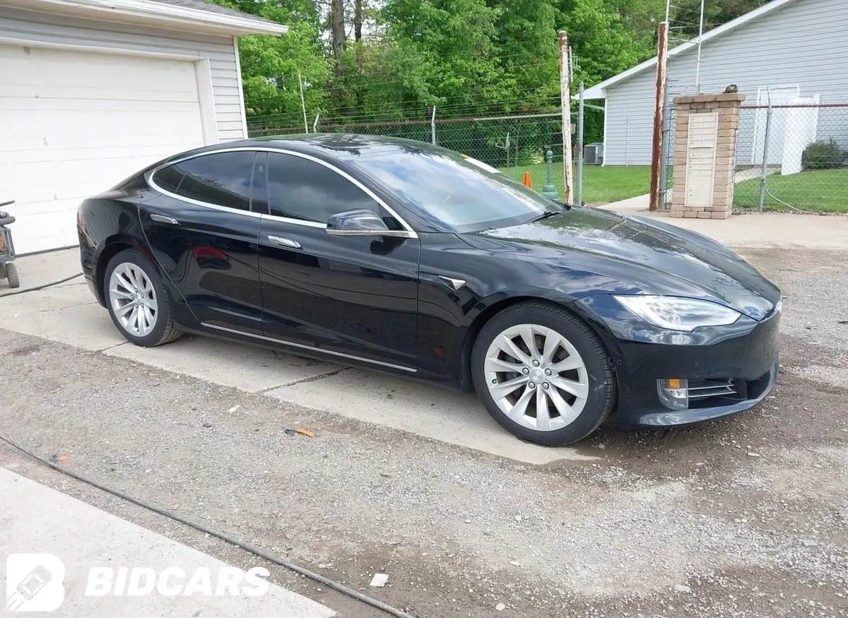 TESLA MODEL S 2019