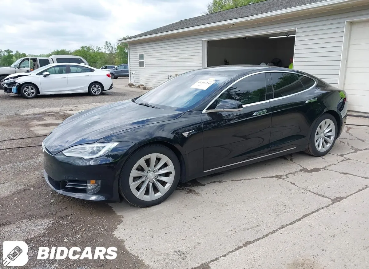 TESLA MODEL S 2019