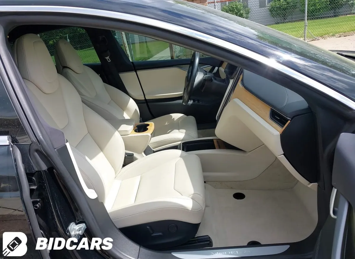 TESLA MODEL S 2019