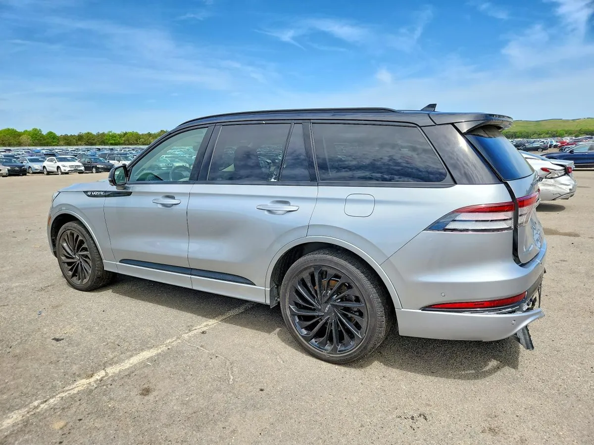 LINCOLN AVIATOR 2023
