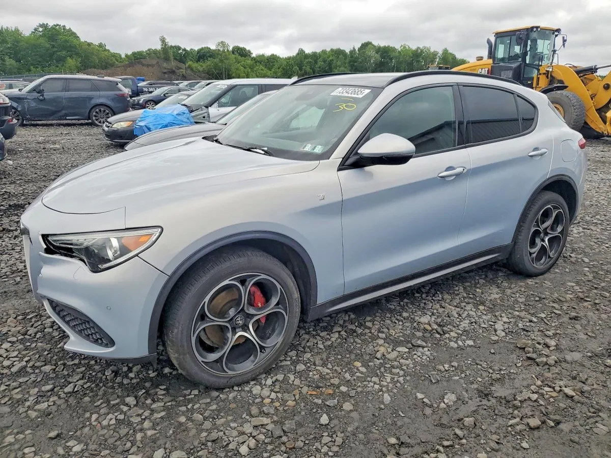 ALFA ROMEO STELVIO 2022