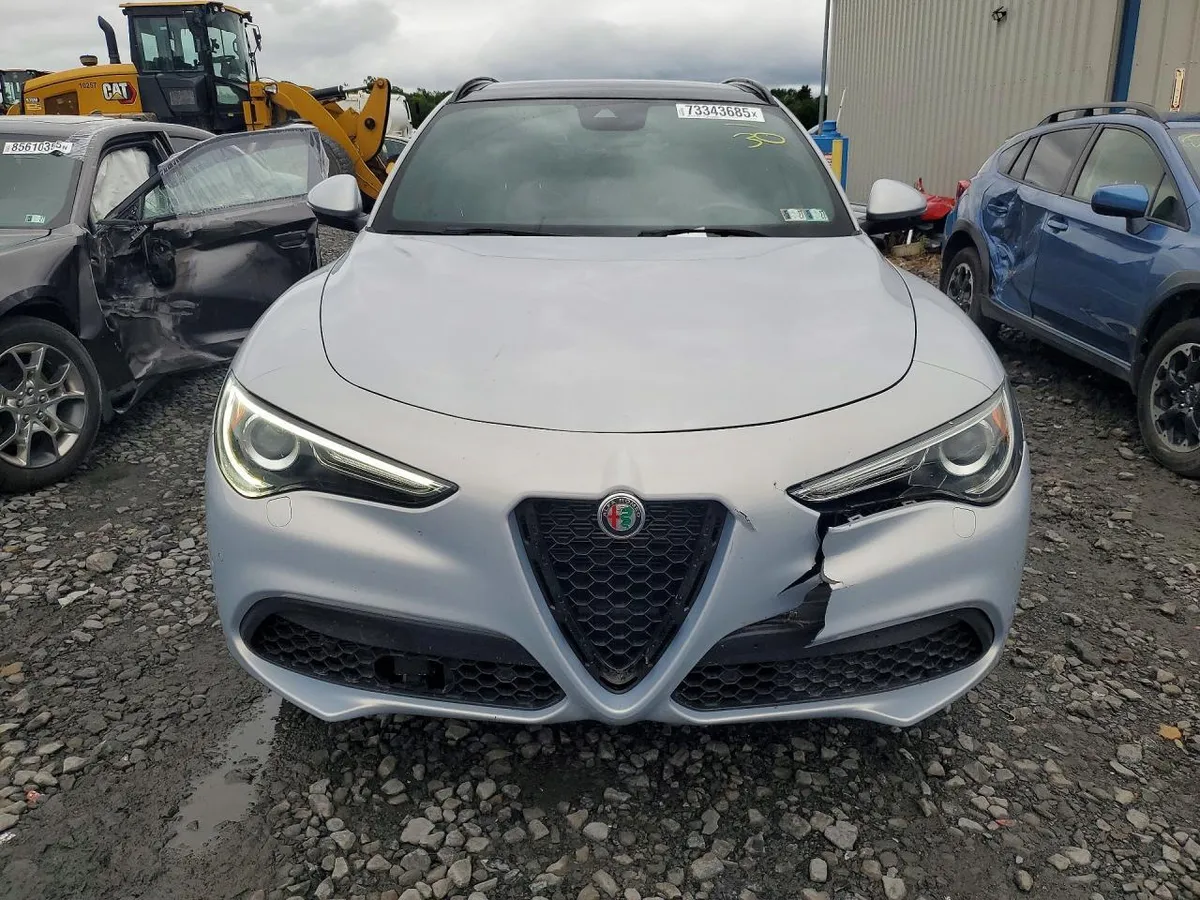 ALFA ROMEO STELVIO 2022