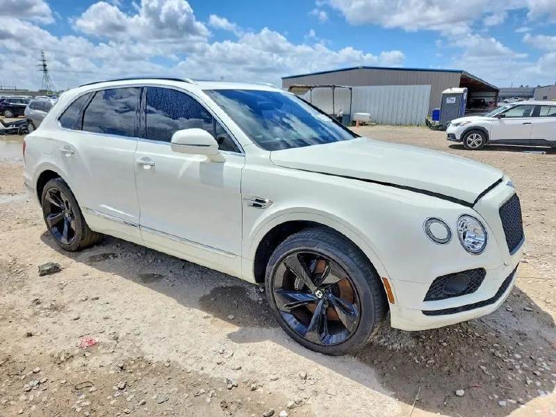 BENTLEY BENTAYGA 2018