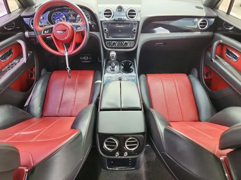 BENTLEY BENTAYGA 2018