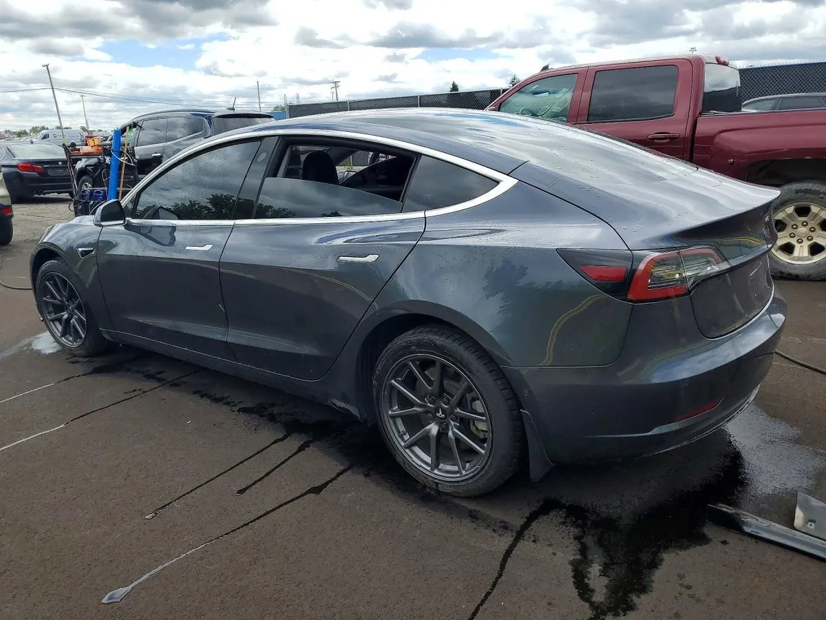 TESLA MODEL 3 2018