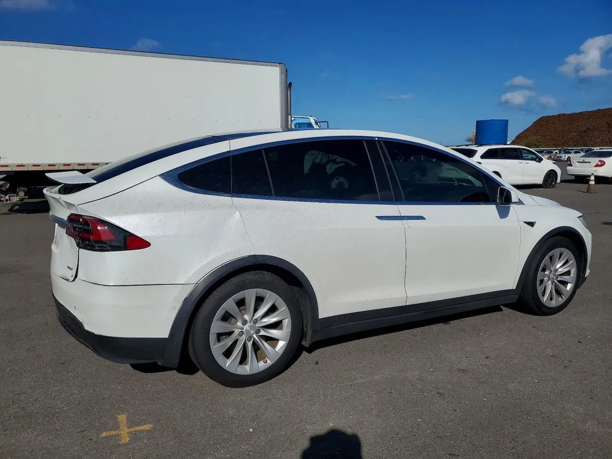 TESLA MODEL X 2017