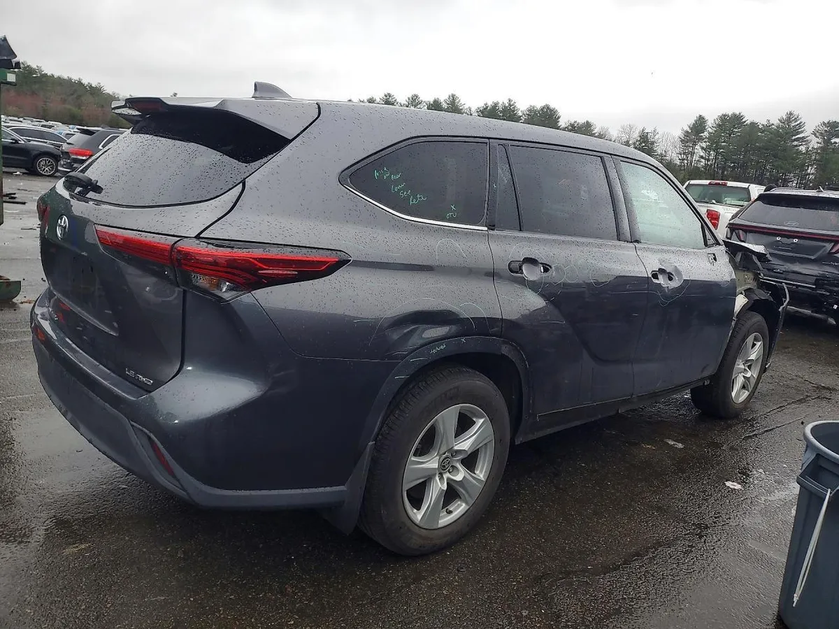 TOYOTA HIGHLANDER 2021