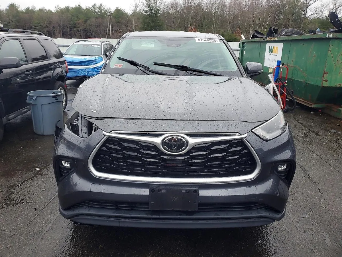 TOYOTA HIGHLANDER 2021