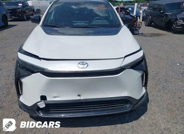 TOYOTA BZ4X XLE 2025