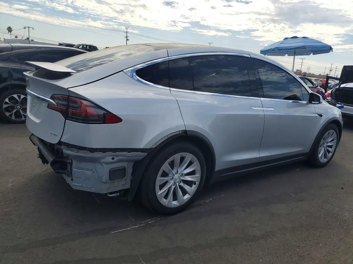 TESLA MODEL X 2018