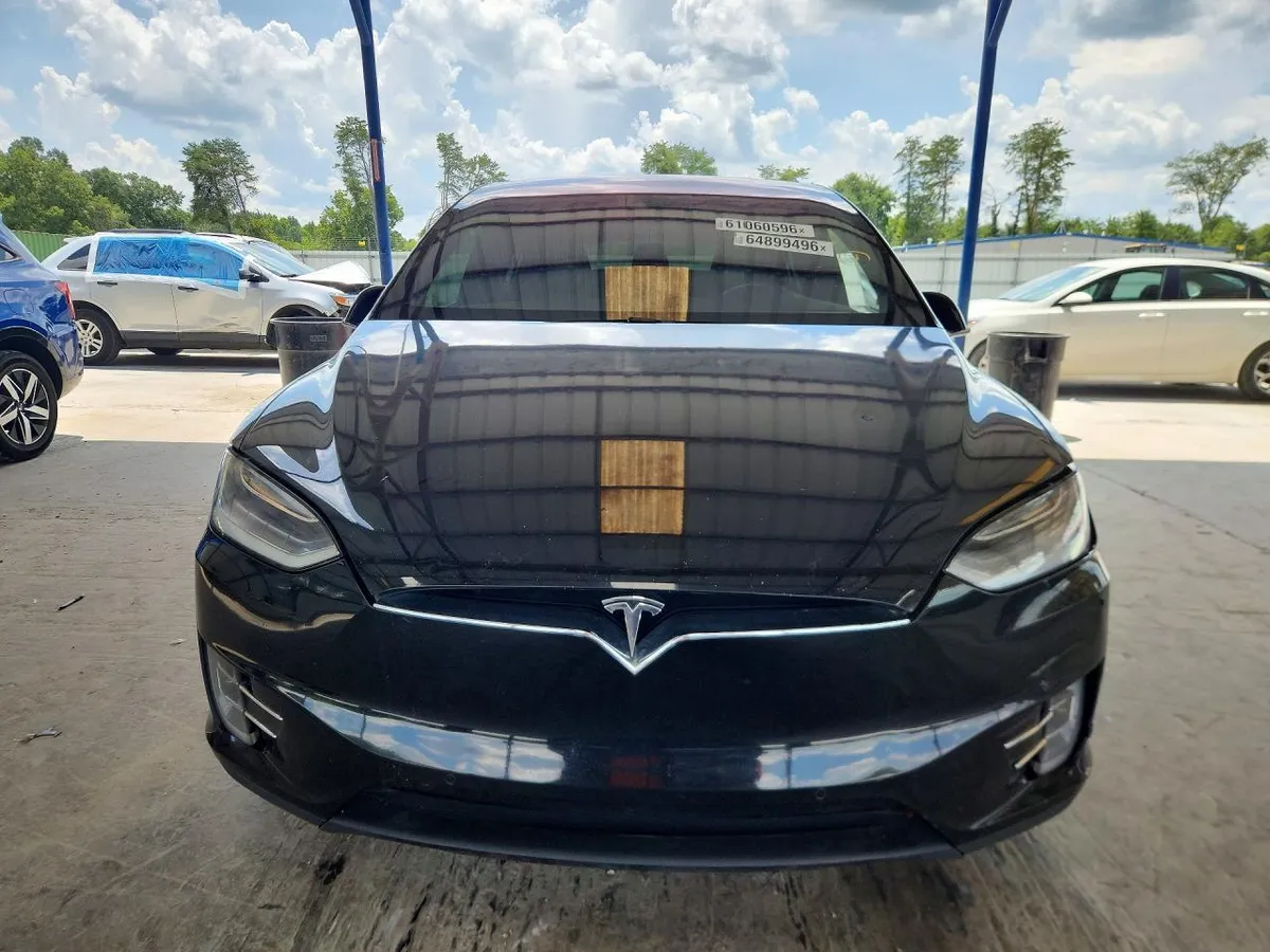 TESLA MODEL X 2016