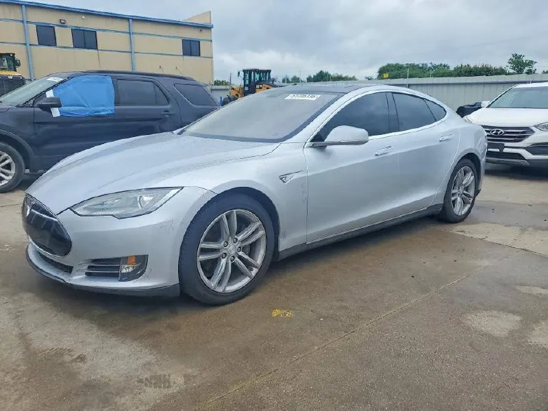 TESLA MODEL S 2013