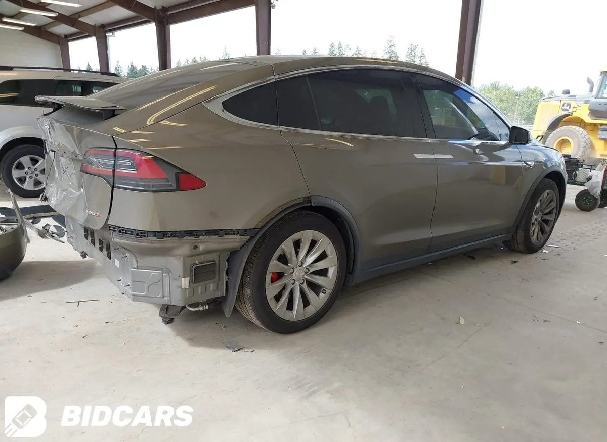 TESLA MODEL X 2016