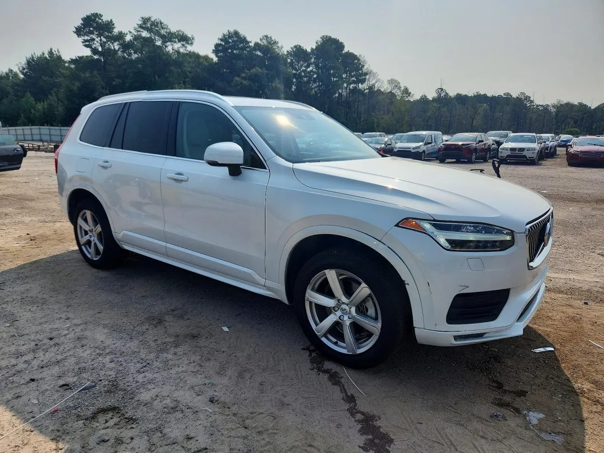 VOLVO XC90 2022