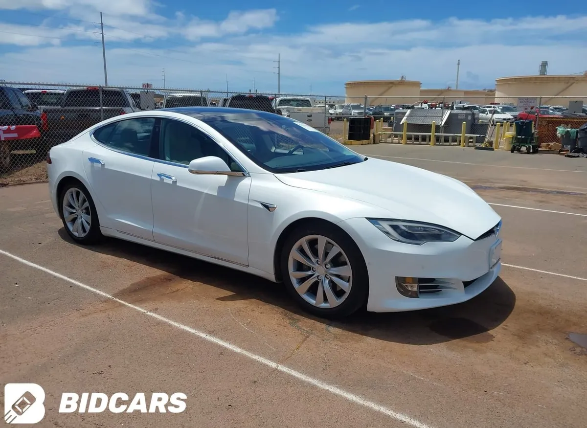 TESLA MODEL S 2016