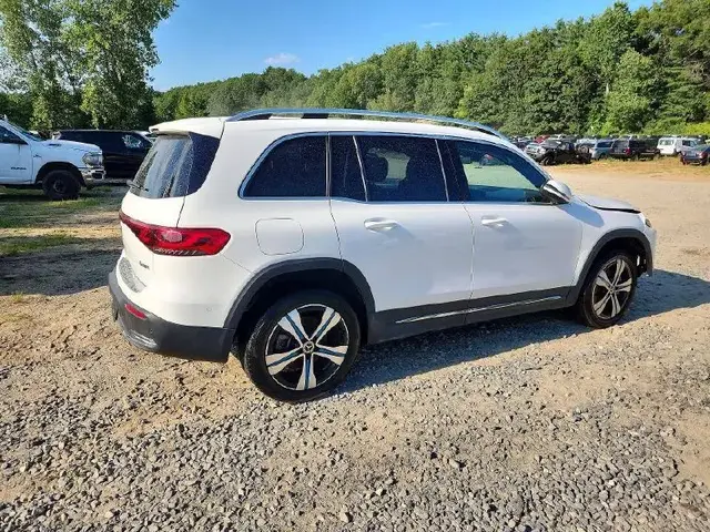 MERCEDES-BENZ EQB 300 4MATIC 2023