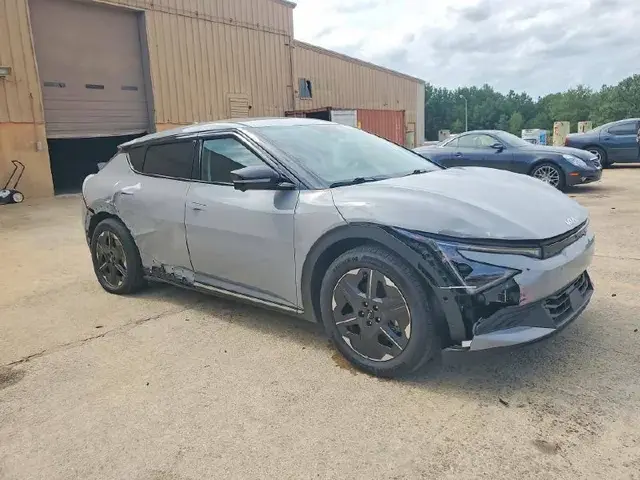 KIA EV6 LIGHT LONG RANGE 2025